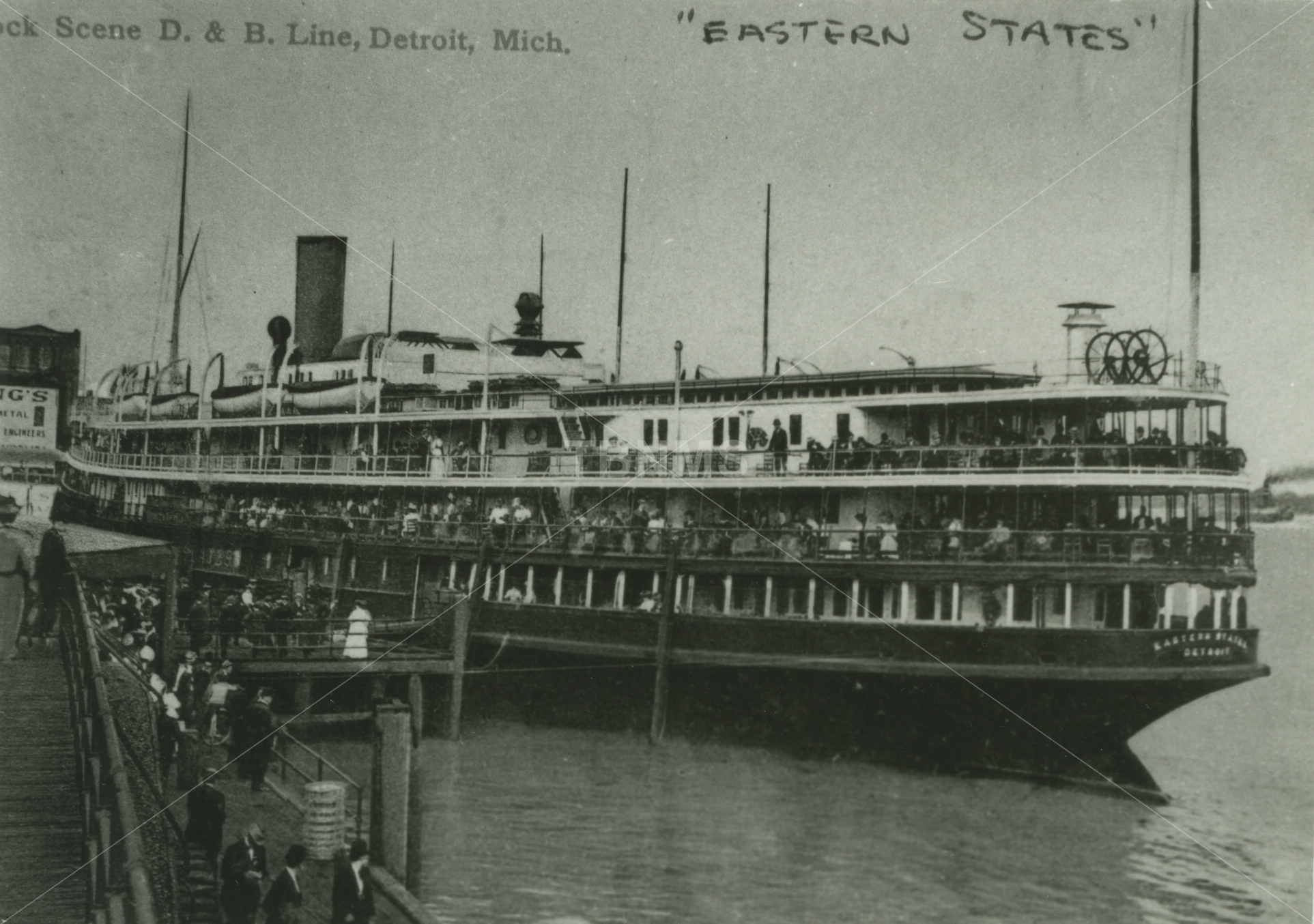 SS-47 Steamer City of Cleveland, Lake Erie - Vintage Image – Found Image  Press Inc.