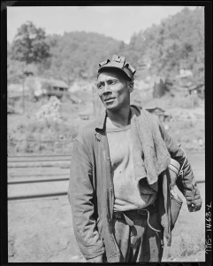 821px-Miner._Gilliam_Coal_and_Coke_Company,_Gilliam_Mine,_Gilliam,_McDowell_County,_West_Virginia._-_NARA_-_540803